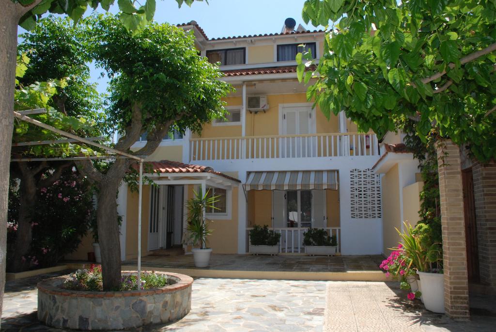 Anna Koralli Studios Laganas Extérieur photo